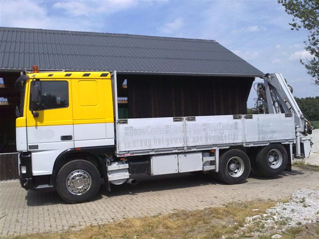 Truck
DAF
DAF XF 380 6 x 2